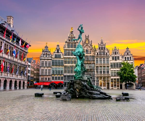 Antwerp – färjehamn och destinationsguide