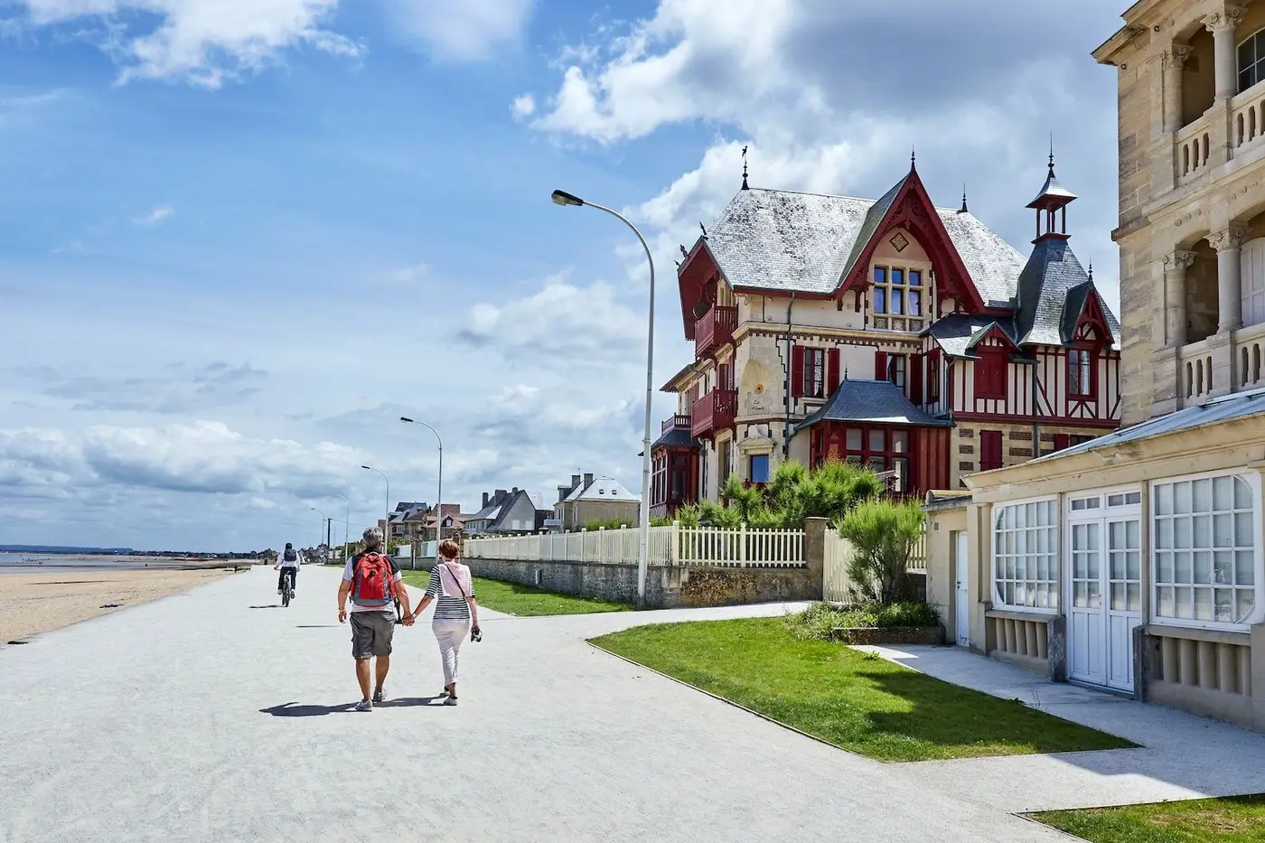 Caen – färjehamn och destinationsguide