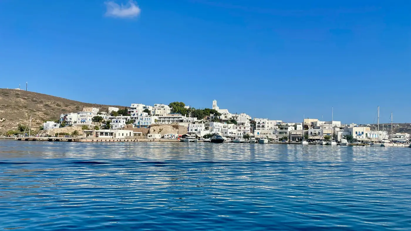 Milos – färjedestination