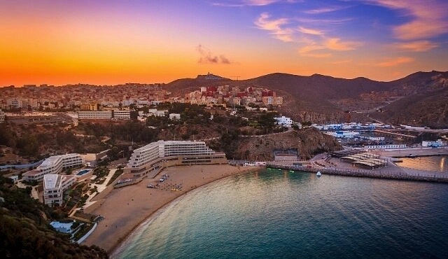 Färjeresa och hamninformation för Motril–Al Hoceima