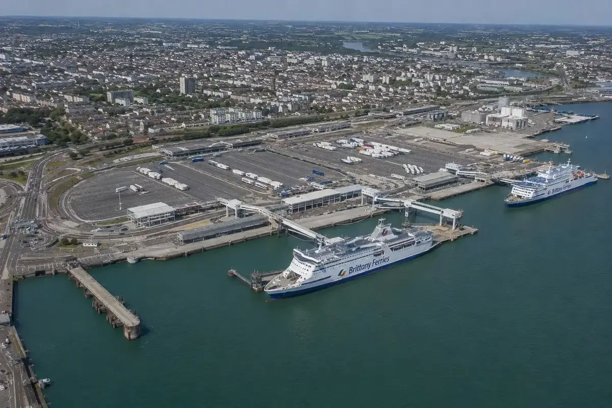 Caen – färjehamn och destinationsguide