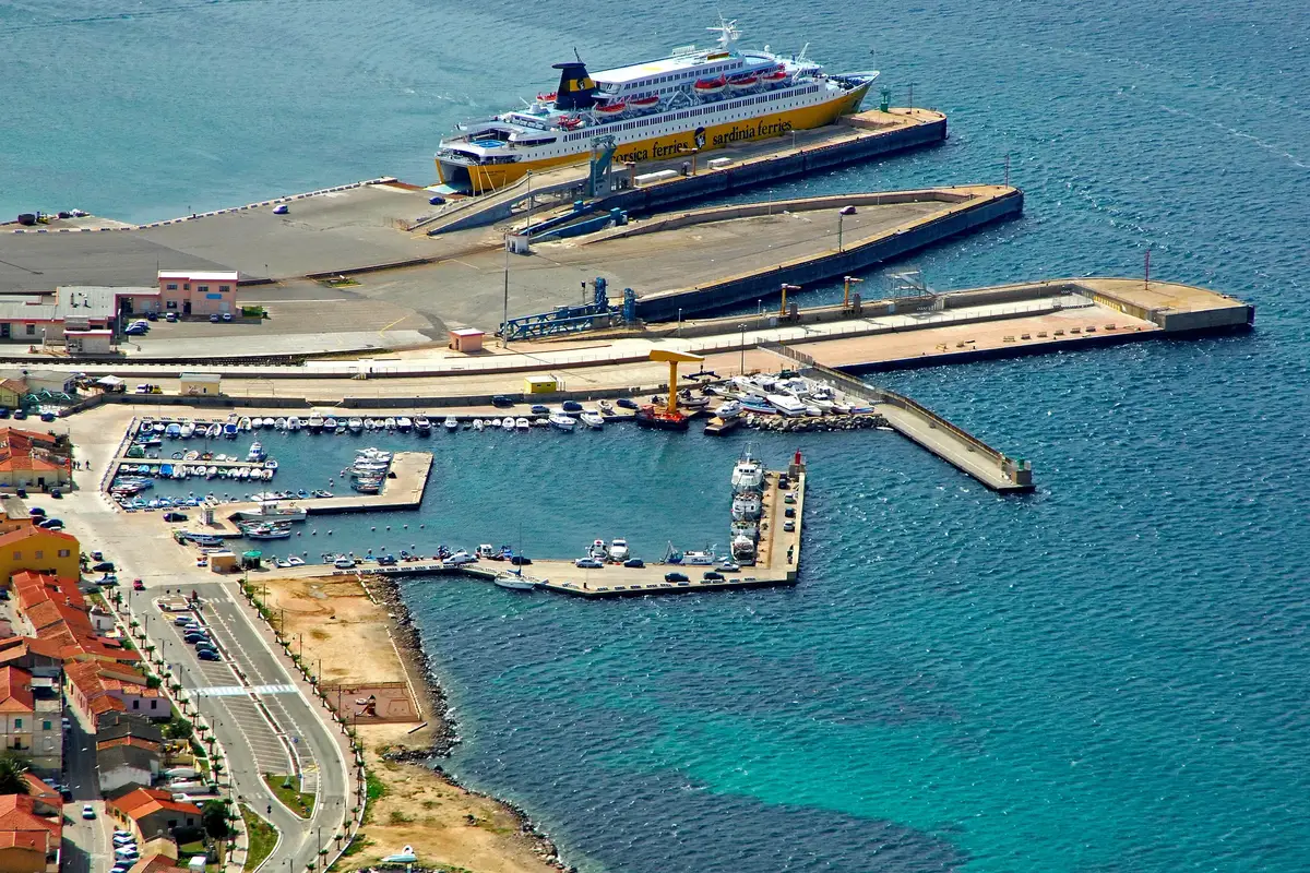 Färjedestination: Golfo Aranci