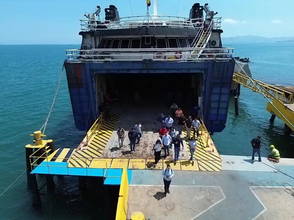 Färjedestination: Linosa