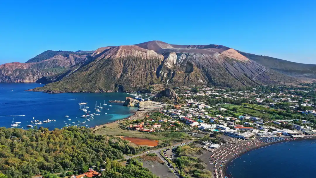Färjedestination: Stromboli