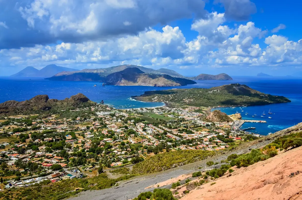 Färjedestination: Vulcano