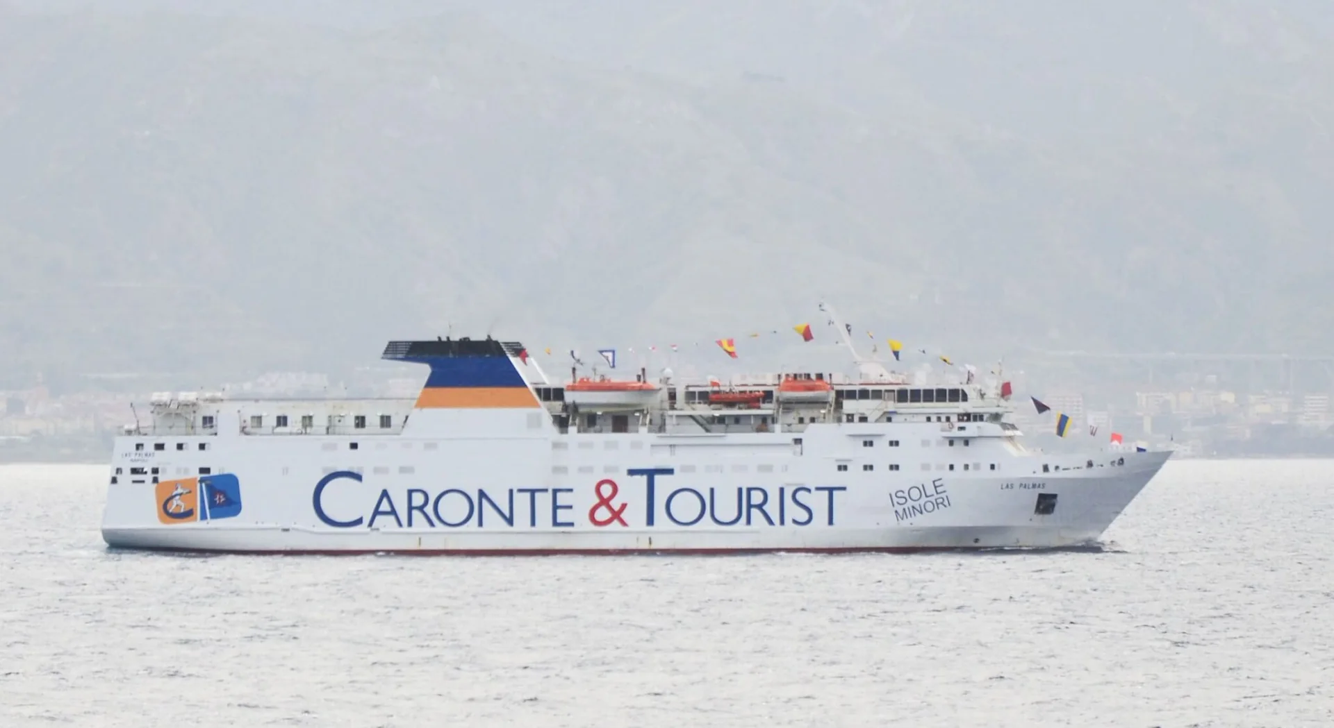 Caronte & Tourist